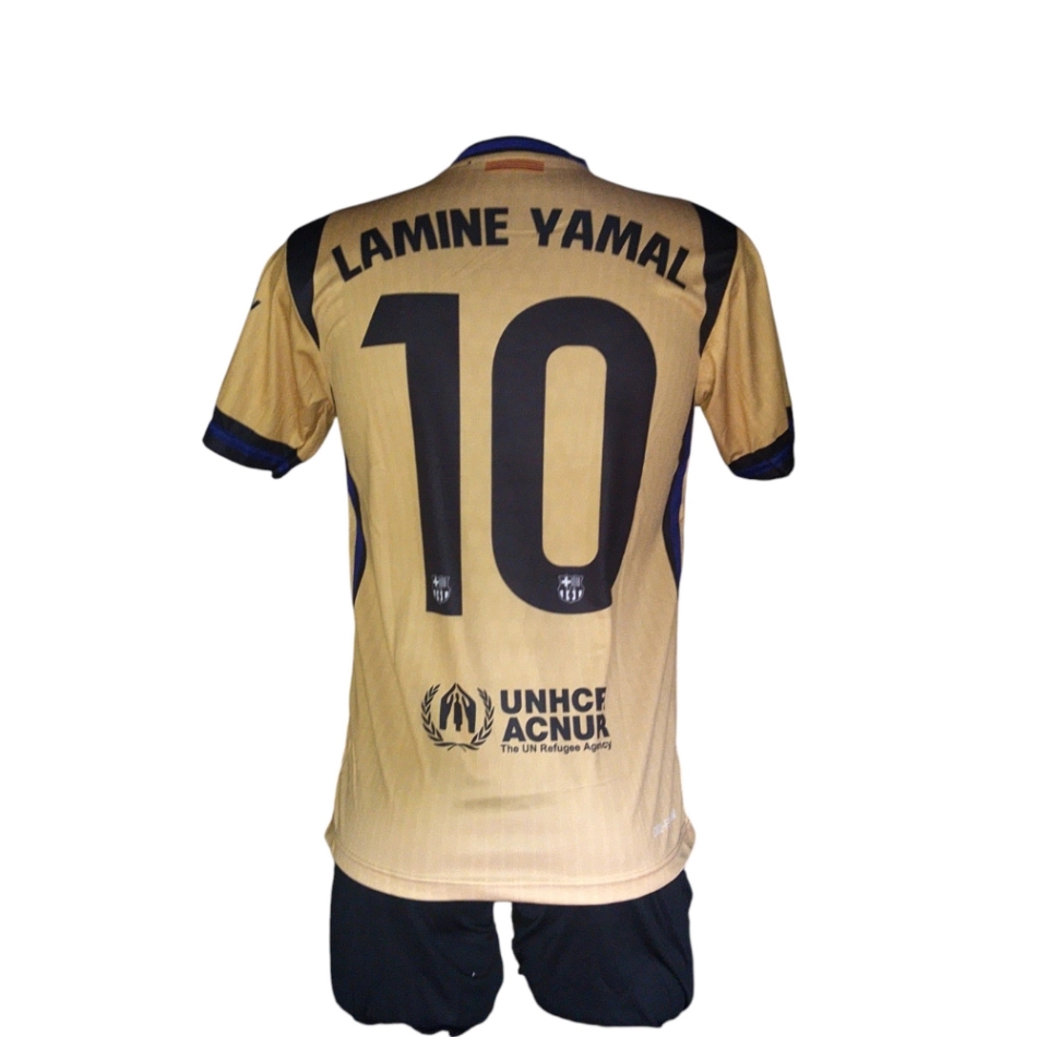 Replica Barcelona Lamine Yamal echipament fotbal  demo